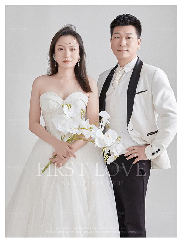 Mr张先生Mrs李小姐